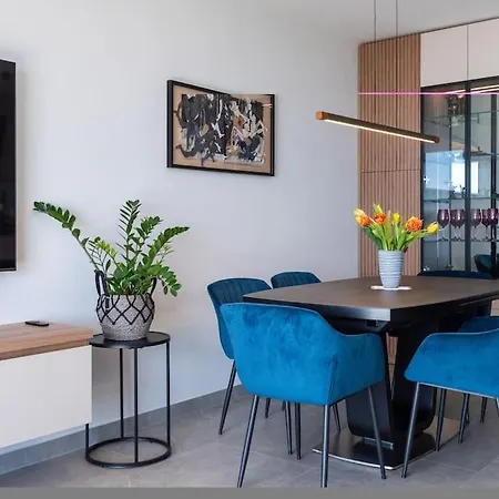 Amon Estel Apartmán *